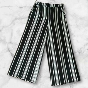 NWT Nina Leonard Large Black and White Vertical Stripe Wide Leg Pants